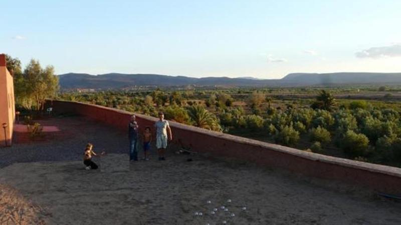 Отель Lescale De Ouarzazate Tazentoute Экстерьер фото