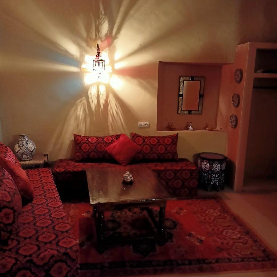 Отель Lescale De Ouarzazate Tazentoute Экстерьер фото